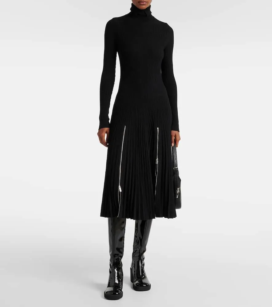 Burberry Pleated jersey midi dress