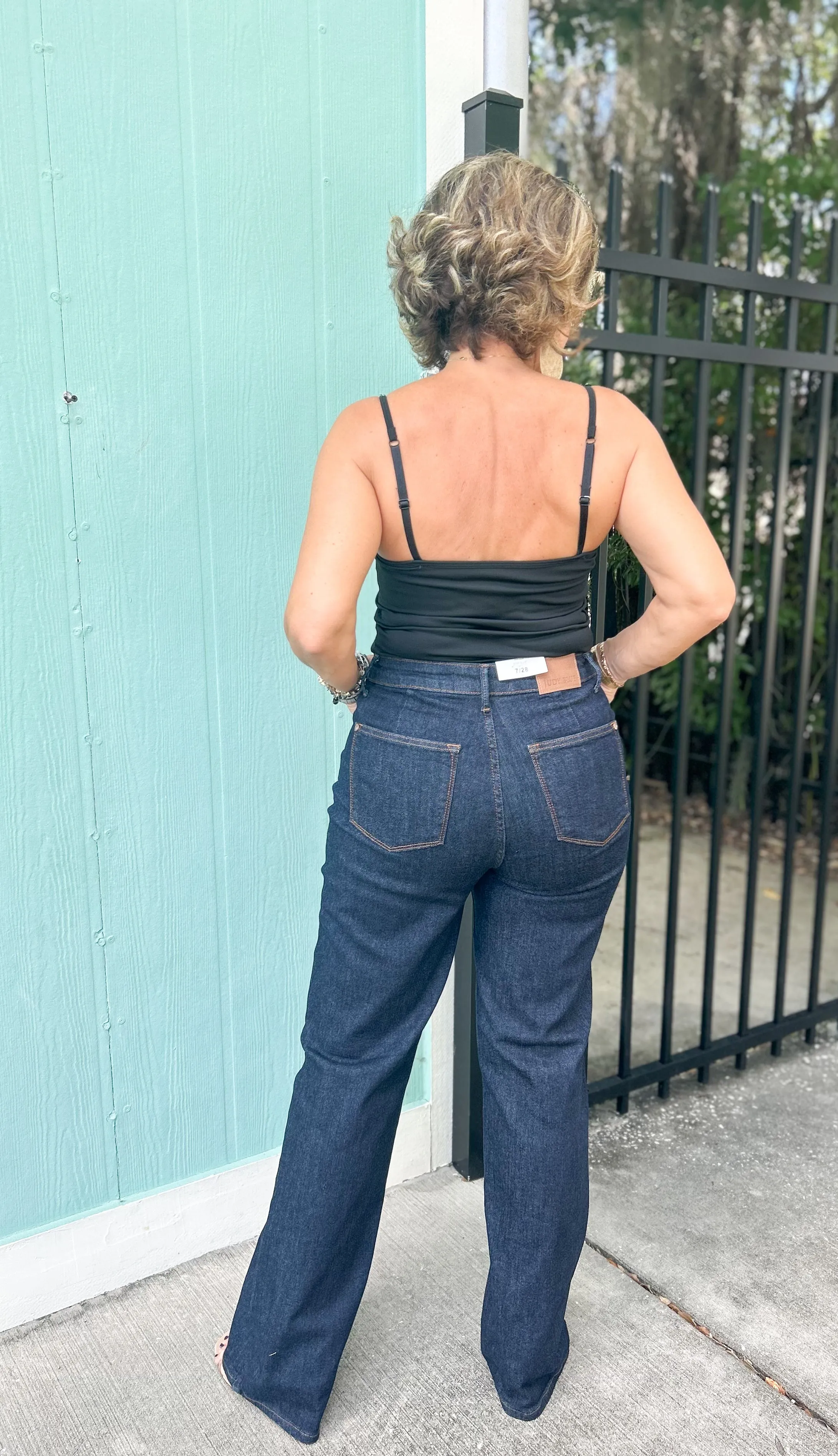 EXECUTIVE WIDE LEG DENIM