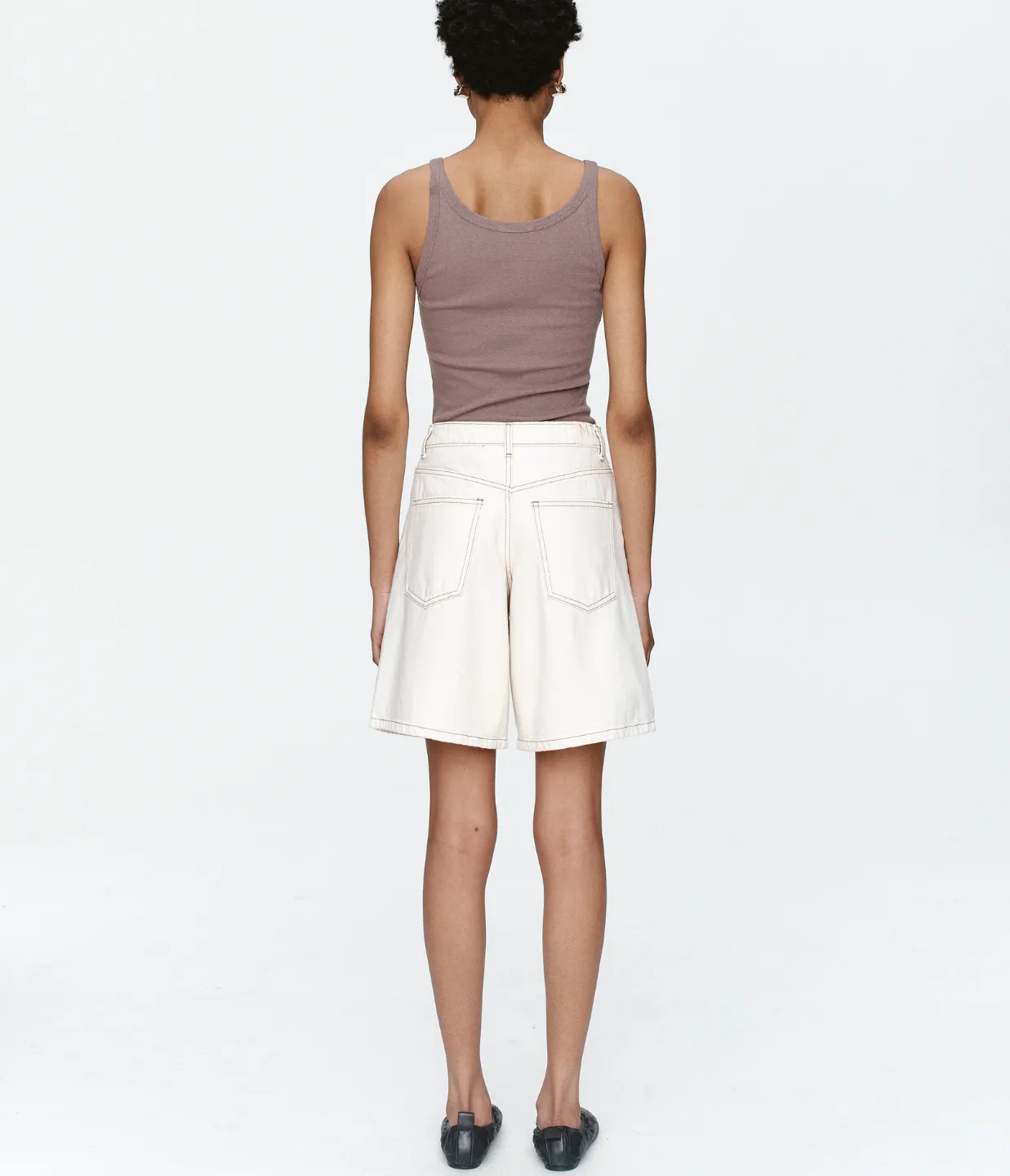 Relaxed Jean Short in Ecru
